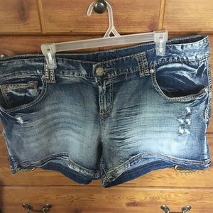 Like new Maurice's distressed denim shorts